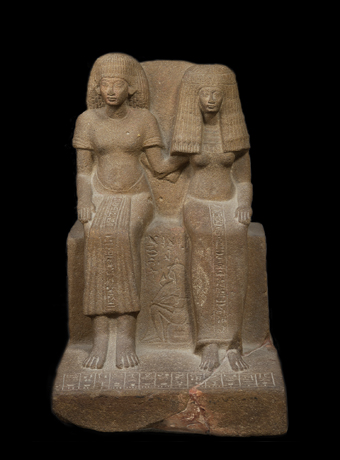 Sculpted group representing Yuyu and his wife Tiy 