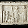 Relief votif représentant une famille sacrifiant à Déméter et Coré